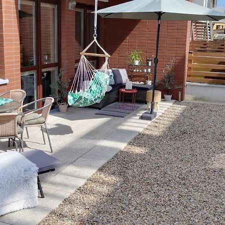 شقة Apartament Amber Z Duzym Tarasem كولوبرزيغ المظهر الخارجي الصورة