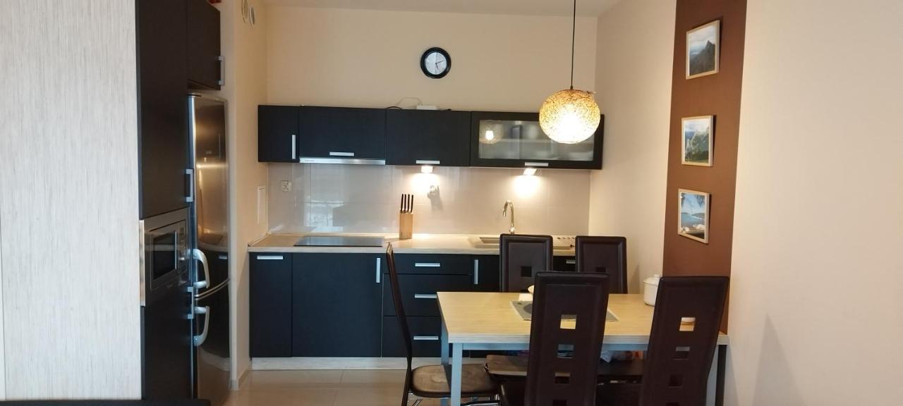شقة Apartament Amber Z Duzym Tarasem كولوبرزيغ المظهر الخارجي الصورة